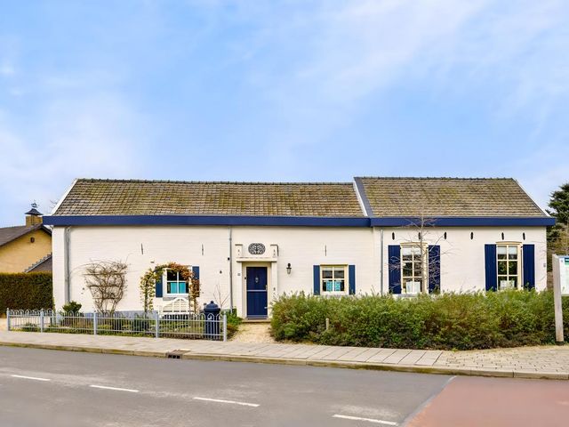 Burg Thijssenstraat 26, Beers Nb