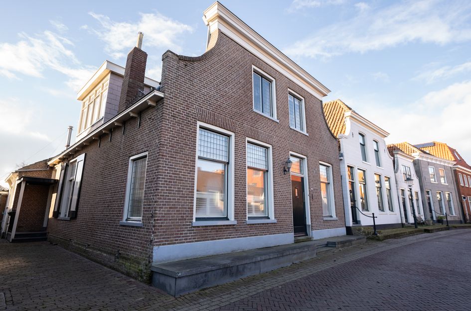 Warmoesstraat 10