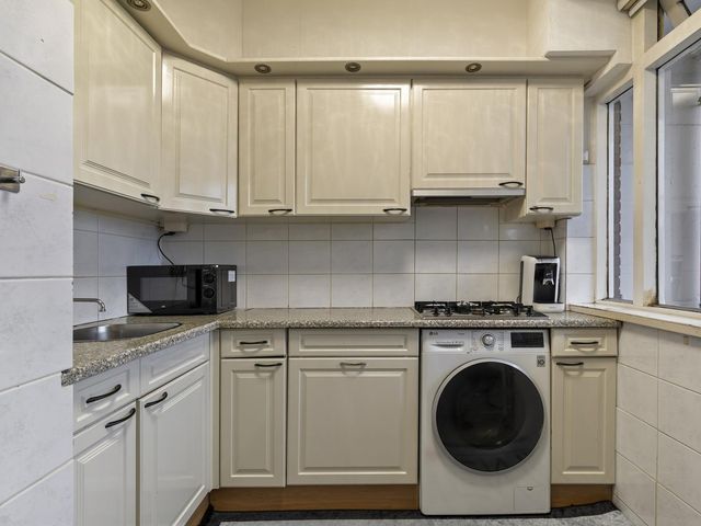 Langswater 854, Amsterdam