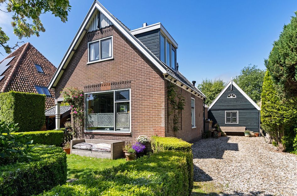 Kerkbuurt 8