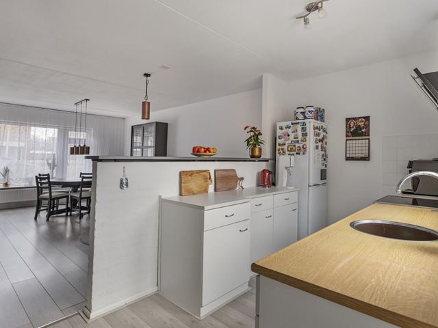 Mede 9, Waalwijk