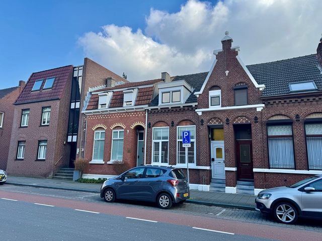 Tegelseweg 85, Venlo