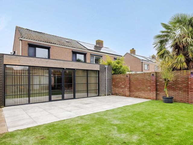 Sint Lambertusstraat 10, 's-Hertogenbosch