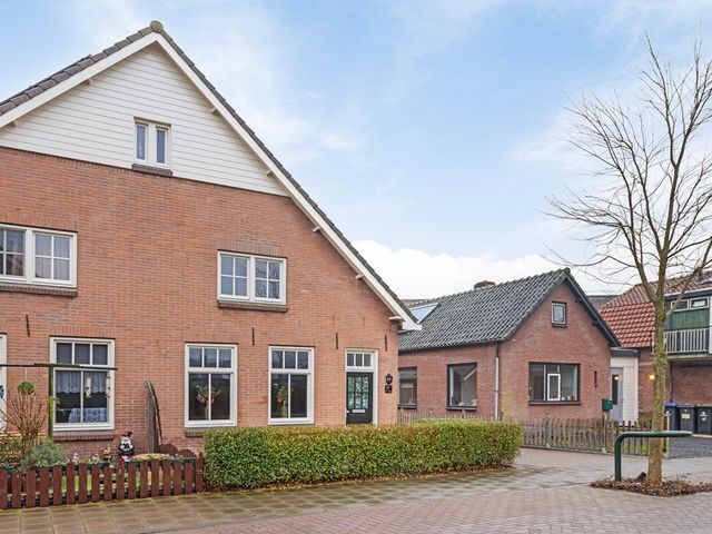 Folkertsstraat 17, Arkel