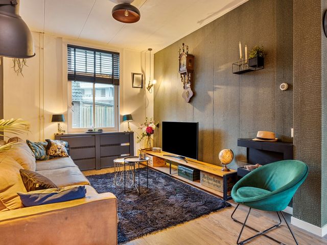 Folkertsstraat 17, Arkel