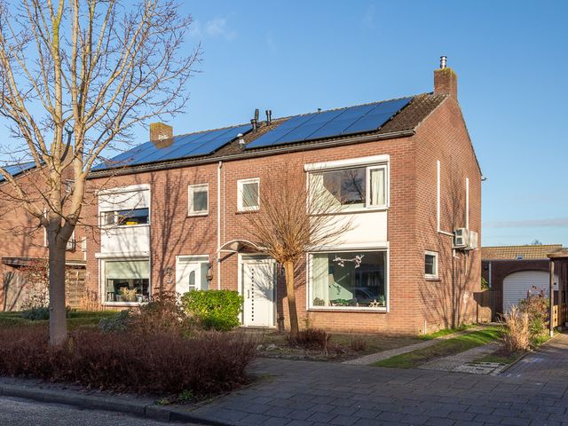 Adriaan Walravenstraat 15, Zaamslag