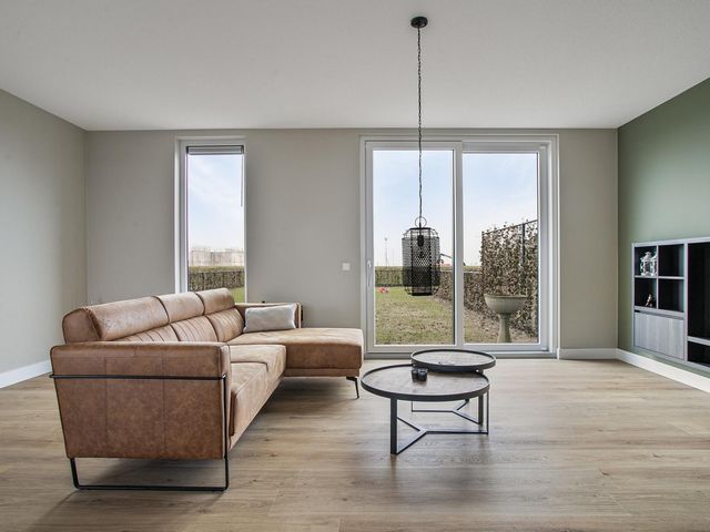 Bezaan 10 , Sint-Annaland