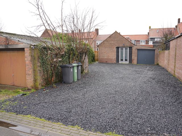 Zuidzandsestraat 15, Oostburg