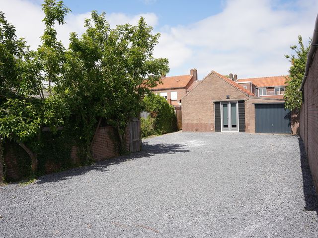 Zuidzandsestraat 15, Oostburg