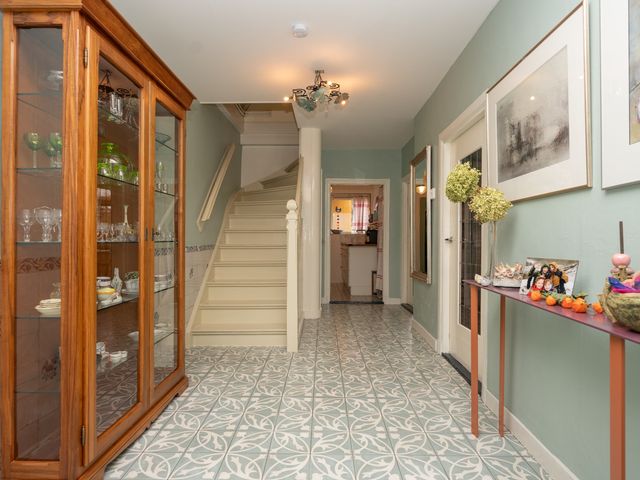 Warmoesstraat 4, Den Burg
