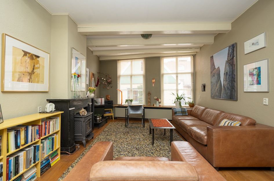 Warmoesstraat 4