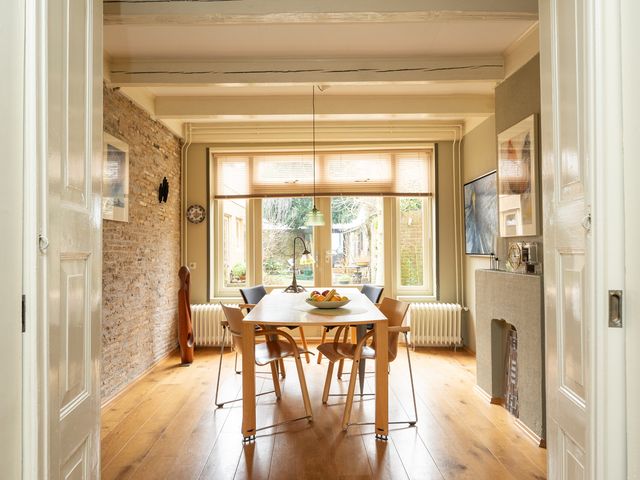 Warmoesstraat 4, Den Burg
