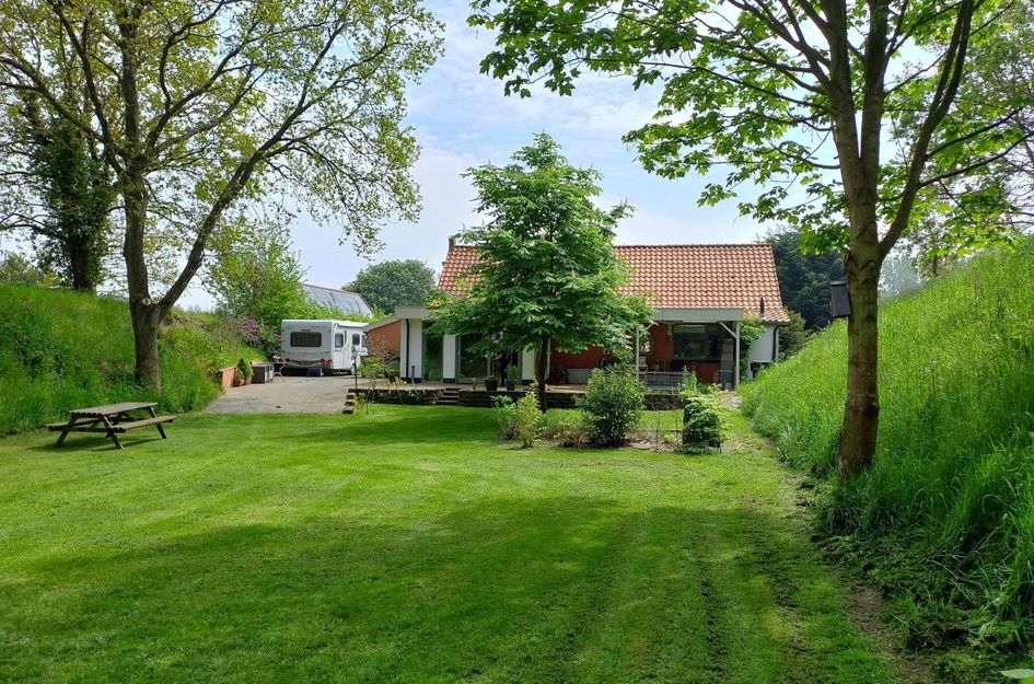 Dorpsweg 50
