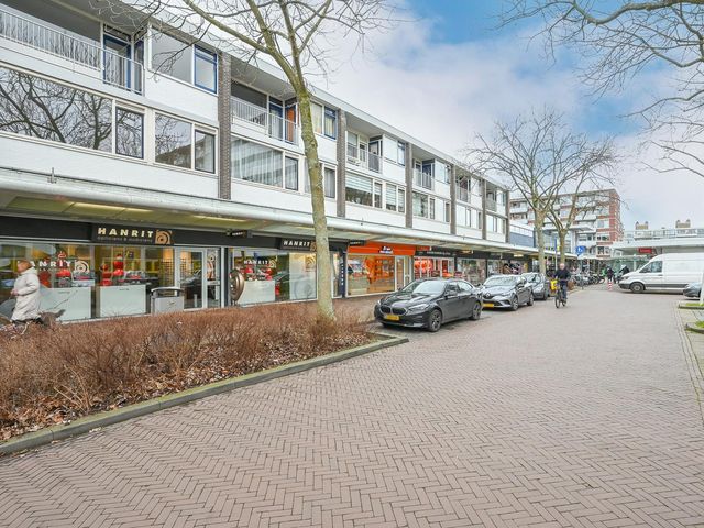 Alphons Diepenbrockhof 55, 'S-Gravenhage