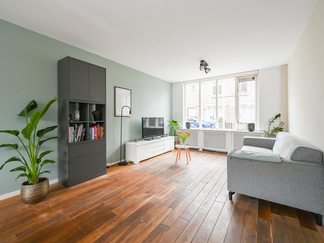 Anton de Komstraat 8, 'S-Gravenhage