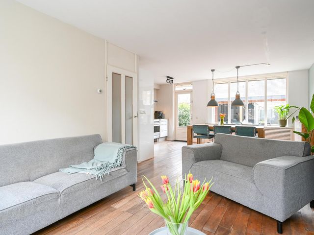 Anton de Komstraat 8, 'S-Gravenhage
