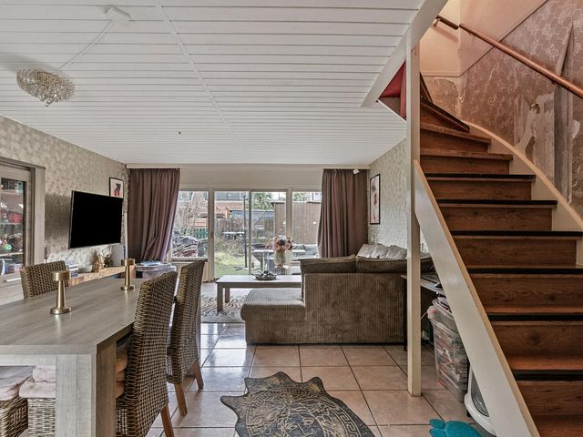 Flamingohoek 28, Spijkenisse