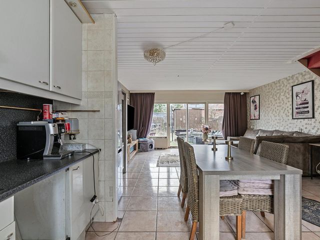 Flamingohoek 28, Spijkenisse