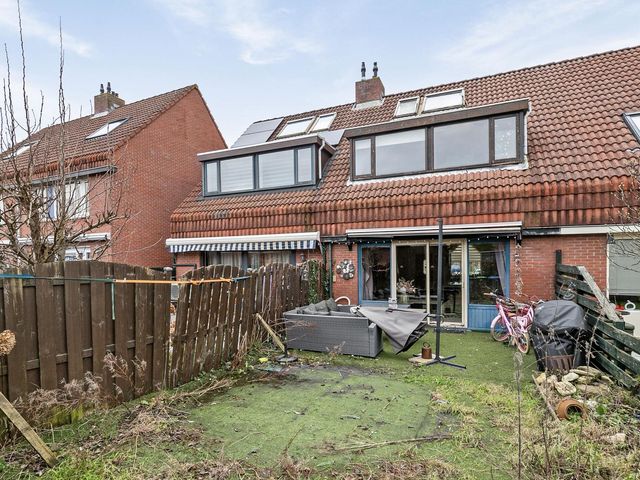 Flamingohoek 28, Spijkenisse