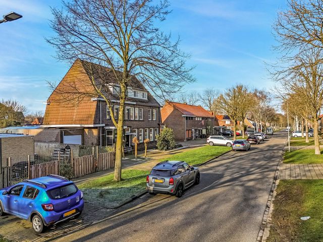 Hyacinthenlaan 37, Geleen