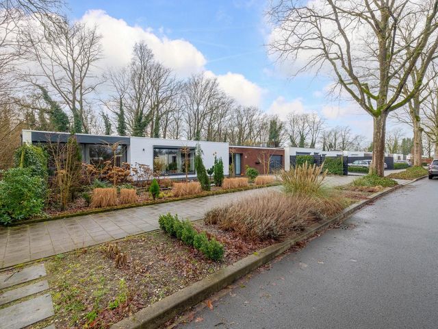 Orchideeweg 10, Venlo