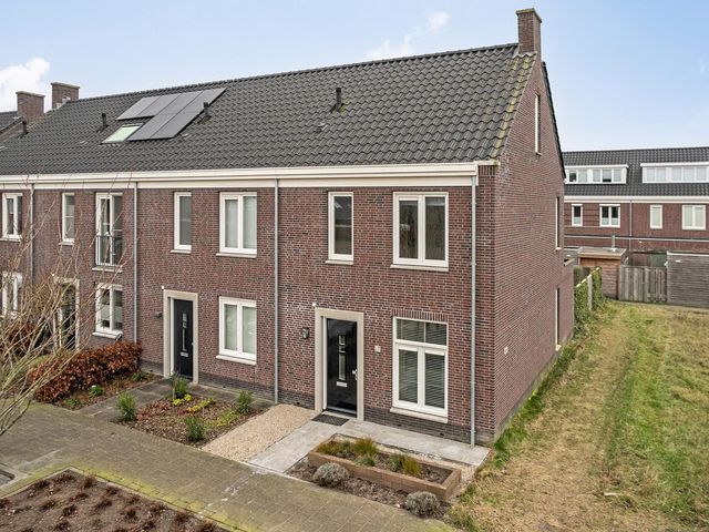 Zilverdragerstraat 19, Etten-Leur