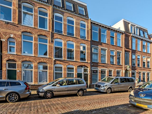 Newtonstraat 525, Den Haag