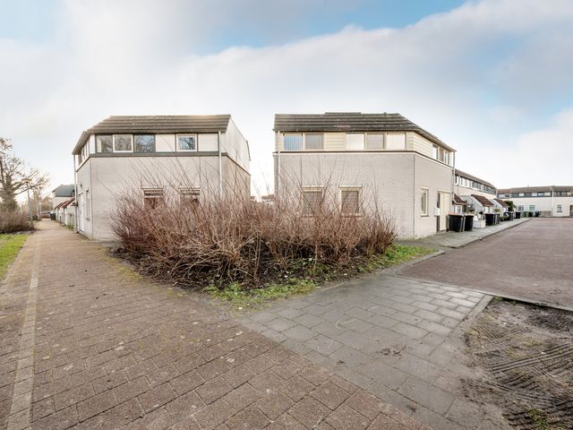 Galjoen 29 26, Lelystad