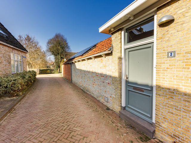 Franekerkade 3, Arum