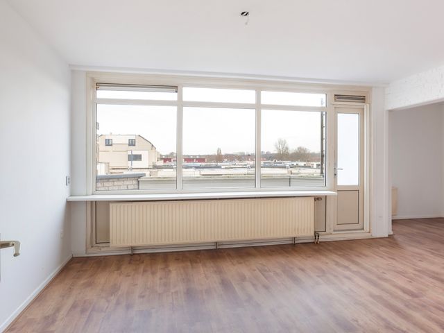 Vrijheidsdans 24, Capelle Aan Den Ijssel