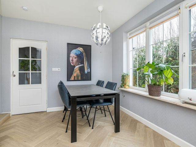 Zuiddijk 24, Oude-Tonge
