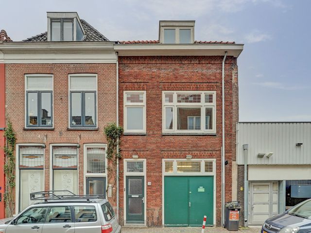 Gasthuisstraat 10, Tiel