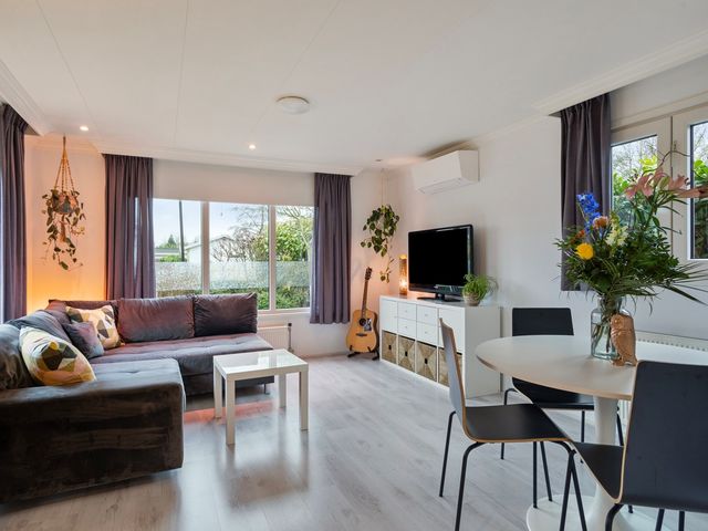 Droompark Buitenhuizen 270, Velsen-Zuid