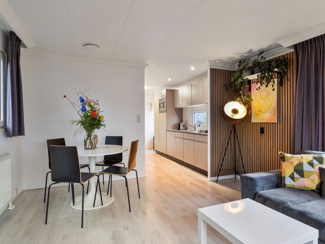 Droompark Buitenhuizen 270, Velsen-Zuid