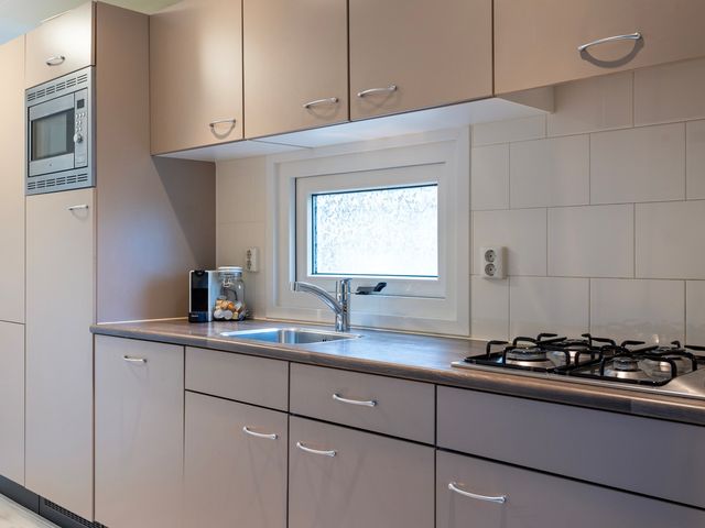 Droompark Buitenhuizen 270, Velsen-Zuid