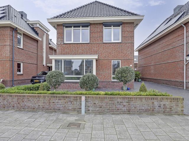 Jan Wolkerslaan 6, Kloetinge