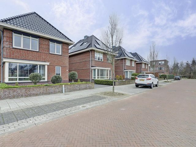 Jan Wolkerslaan 6, Kloetinge