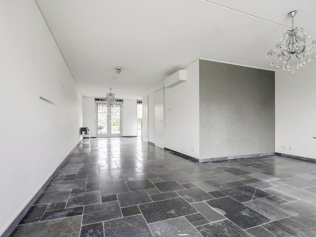 Jan Wolkerslaan 6, Kloetinge