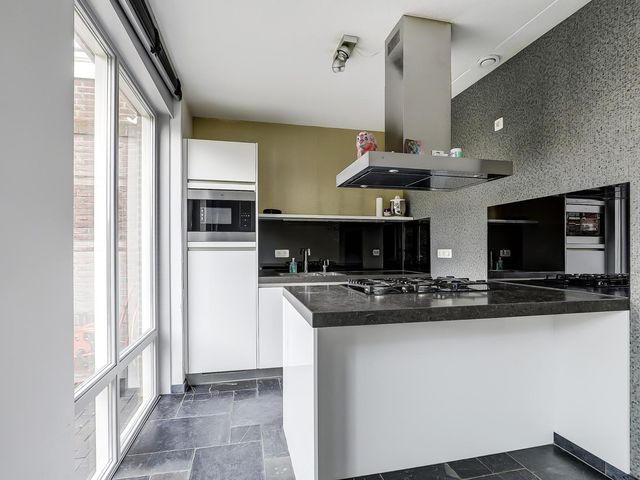 Jan Wolkerslaan 6, Kloetinge