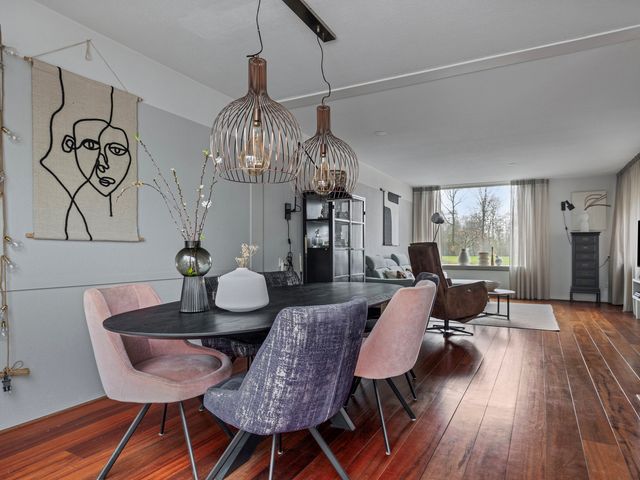 Amazonestraat 11, Luttelgeest