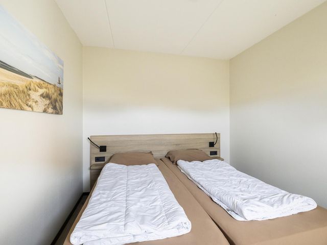 de Duinen 204, Ouddorp