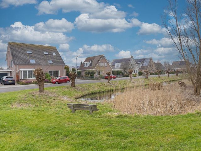 Koperwiek 28, Venhuizen