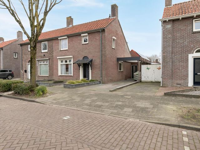 Burgemeester Molstraat 8, Gilze