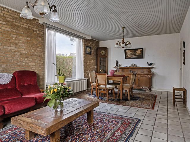 Burgemeester van Erpstraat 32, Berghem