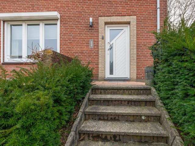 Rembrandtstraat 16, Reuver