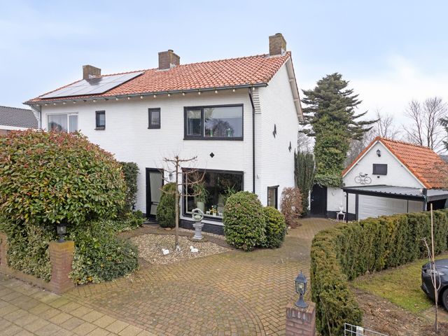 Verbindingsweg 37, Elst