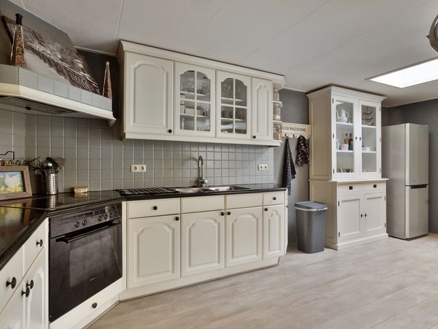 Verbindingsweg 37, Elst