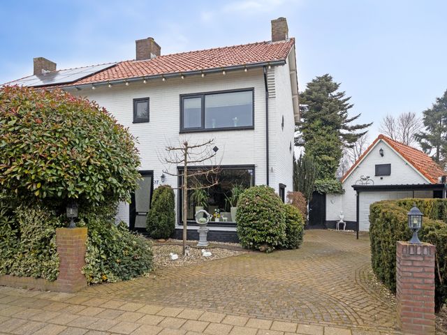 Verbindingsweg 37, Elst