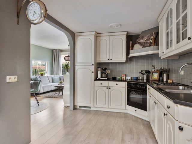 Verbindingsweg 37, Elst
