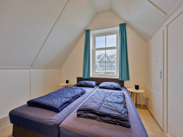 Zeedijk 2 371, Uitdam
